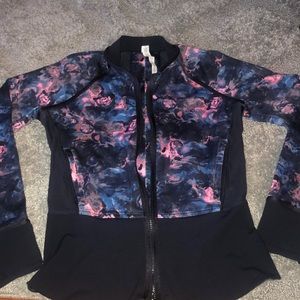 A lululemon jacket.